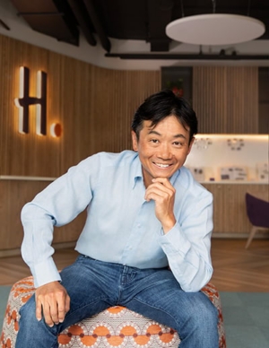 Portrait of the Head of Strategy and Planning Masafumi Mayumi